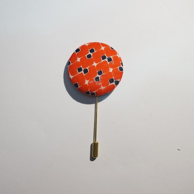 Sienna bag buckle pin - Brooches - Cotton & Hemp Red