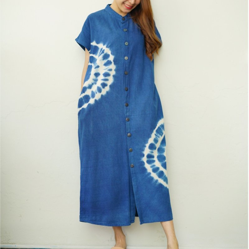 Mandarin Collar Spider Web - 靛藍色紮染長連衣裙 - 連身裙 - 棉．麻 藍色