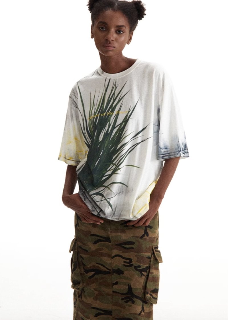 Green Grass T-shirt 鬆弛青草花束短袖T恤 - 女 T 恤 - 其他材質 白色