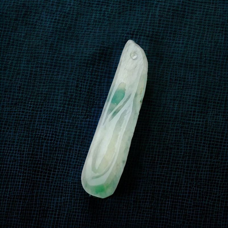 冰種飄綠花翡翠隨形項鍊 | 天然緬甸玉翡翠A貨 | 送禮 - 吊飾/掛飾 - 玉石 綠色