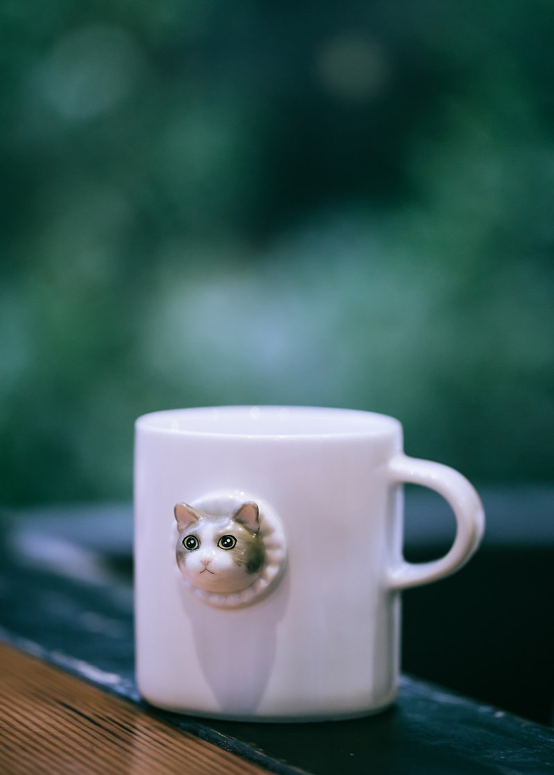 เครื่องลายคราม แก้ว - Three shallow pottery sheying short cat mug cute pet three-dimensional animal coffee cup original ceramic gift
