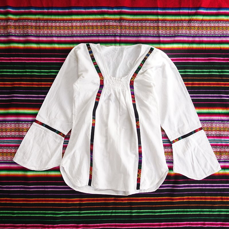 バジュゥア/ヴィンテージ/メキシコの伝統的な印刷トップ - トップス - コットン・麻 ホワイト