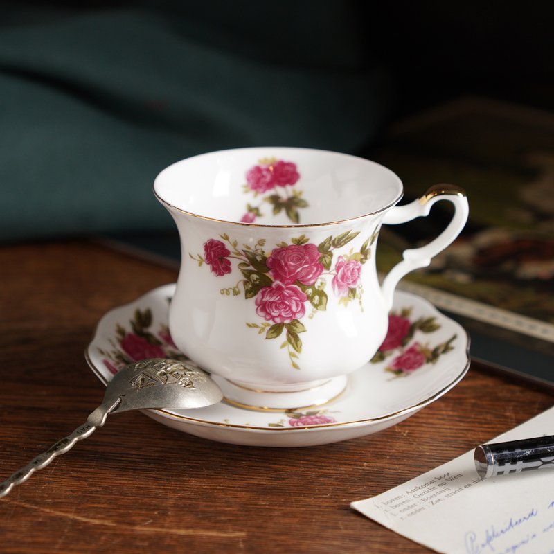 1960英國Royal Ascot紅玫瑰系列細骨瓷描金咖啡杯/茶杯組 - 茶壺/茶杯/茶具 - 瓷 多色