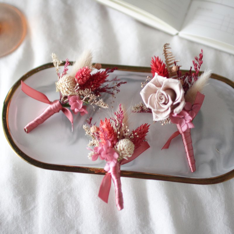 Corsage (dried/preserved) - Festive Red - Corsages - Plants & Flowers Red