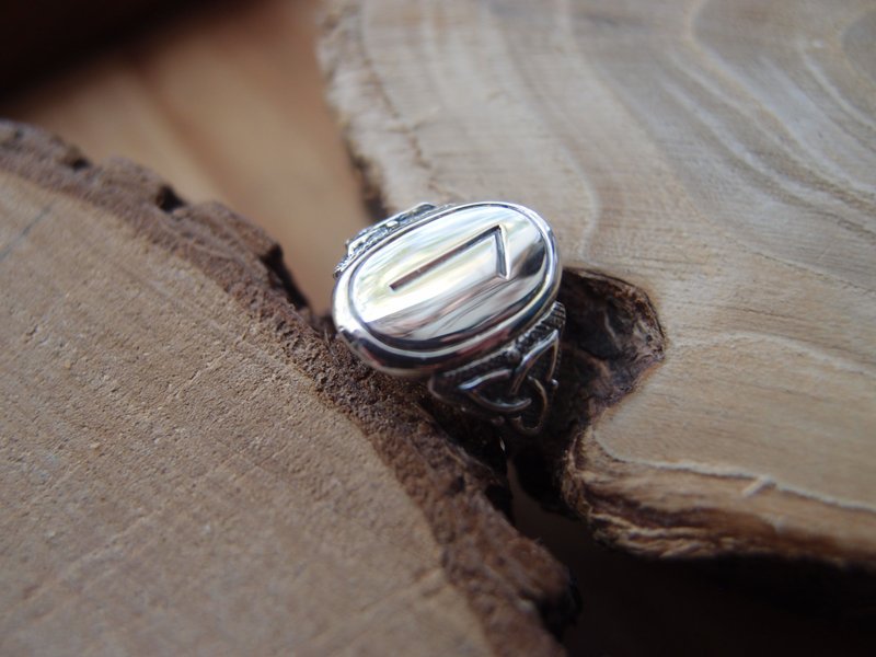 Viking Celtic Custom Futhark Rune Sterling Silver Futhark Custom Size ring - 戒指 - 銀 銀色