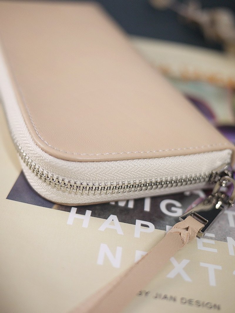 Nude apricot color. Genuine leather long clip/wallet/wallet/coin purse - กระเป๋าสตางค์ - หนังแท้ สีกากี