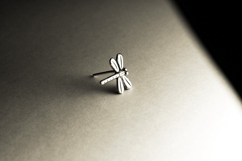 Small dragonfly shape sterling silver earrings (single/pair) - Earrings & Clip-ons - Other Metals Silver