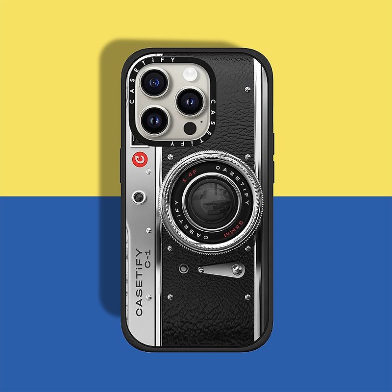 CASETiFY iPhone 15 シリーズ 耐衝撃ケース - レトロカメラ - スマホケース - プラスチック 多色