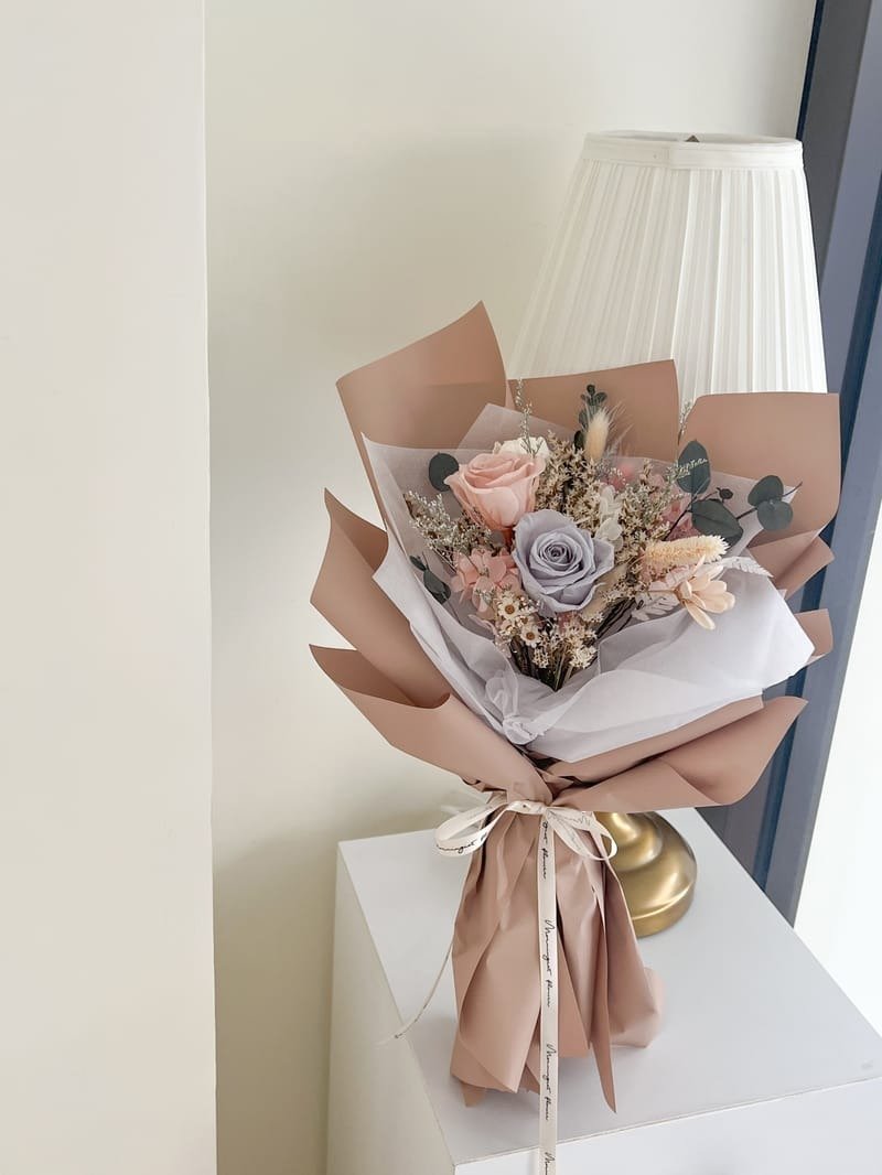 be in love — everlasting rose - Dried Flowers & Bouquets - Plants & Flowers 