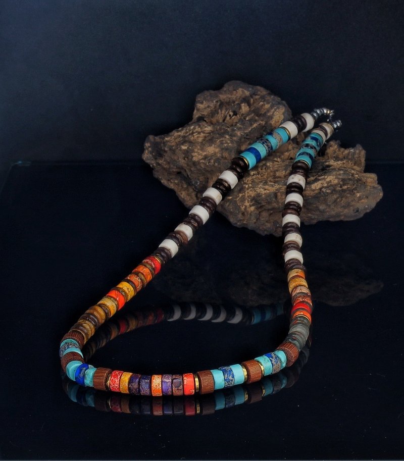 Turquoise Heishi 6mm Choker with Hematite and wood beads - สร้อยคอ - เครื่องเพชรพลอย 