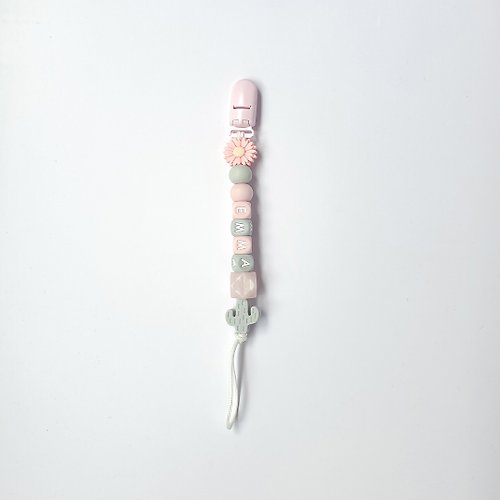 pink and blue EMMA 22公分/9顆 彩色字母 雛菊+仙人掌奶嘴鍊夾 / 客製化奶嘴鏈