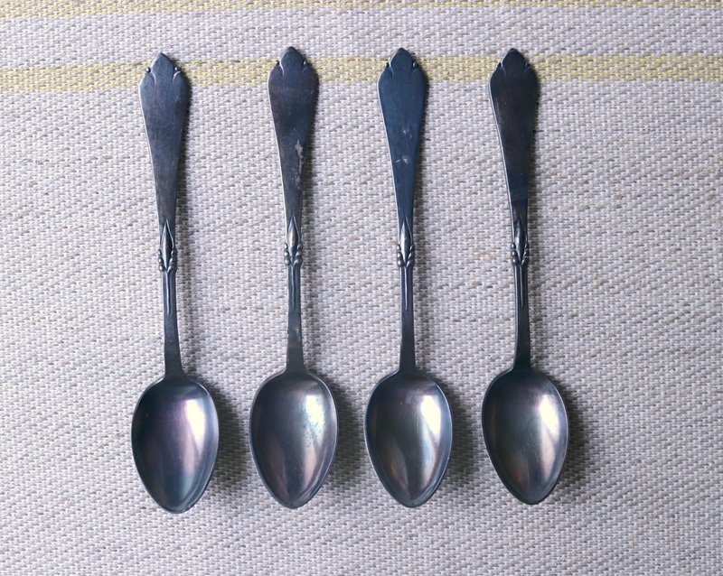 Nordic Swedish ALP classical petal home-made small teaspoon four-piece set - ช้อนส้อม - โลหะ สีเงิน