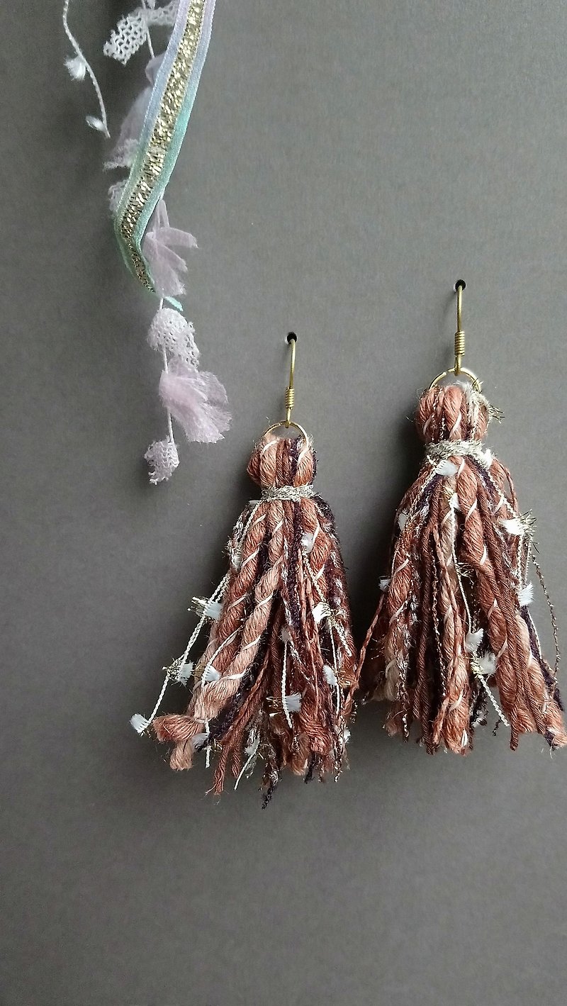 Suzhou Sage Line earrings - ต่างหู - ผ้าฝ้าย/ผ้าลินิน สีนำ้ตาล