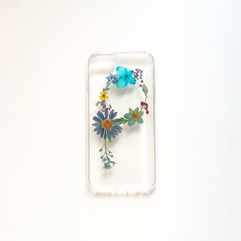 Custom made Initial pressed flower phonecase - เคส/ซองมือถือ - พลาสติก สีน้ำเงิน