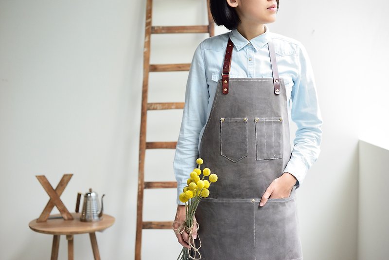 Canvas leather work aprons - Gray (water repellent Wax upper surface) - Aprons - Cotton & Hemp Gray