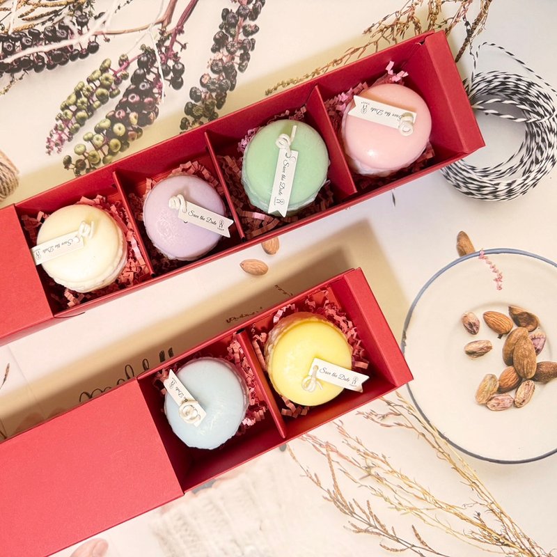 [New Year’s Gift] Macaron-shaped scented candle gift box - Candles & Candle Holders - Wax 