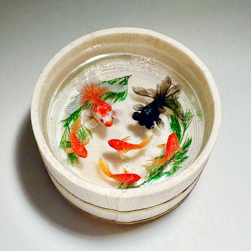 接單製作　金魚在木桶裡游泳　微型　擺設 - 擺飾/家飾品 - 樹脂 