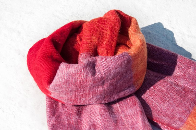 羊毛披巾/針織圍巾/針織披巾/蓋毯/純羊毛圍巾/羊毛披巾-草莓果汁 - 圍巾/披肩 - 羊毛 多色
