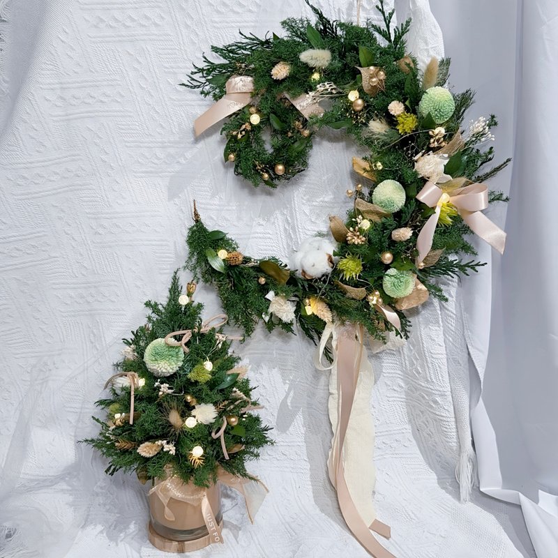 FengFlower 【プリザーブドシダーと月のクリスマスリース】ドライフラワー/プリザーブドフラワー/永遠の花 - ドライフラワー・ブーケ - 寄せ植え・花 