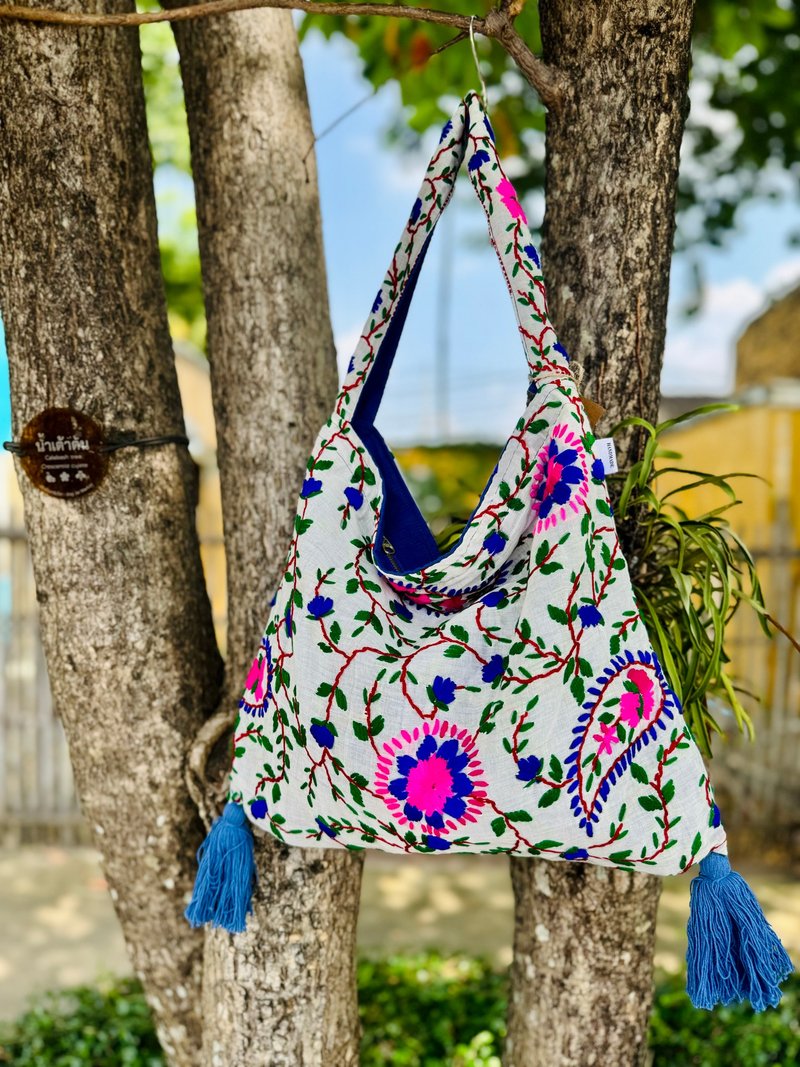 手工刺繡 淺灰色 花卉 花卉 肩背包 單肩包 側肩包 側背包 - 側背包/斜背包 - 絲．絹 灰色