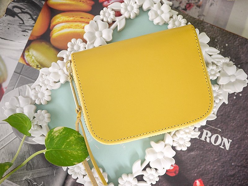 【Mother's Day】The sun is yellow. Genuine leather short clip/classic short clip/wallet/wallet/coin purse - Wallets - Genuine Leather Yellow