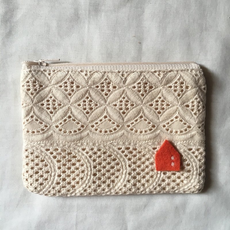 LACE POUCH : mini flower pattern - Toiletry Bags & Pouches - Cotton & Hemp White