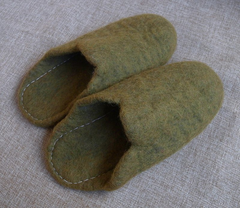 【樂拍子】尼泊爾 羊毛氈 手工鞋 室內鞋 室內拖（墨綠_24cm） - 室內拖鞋 - 羊毛 綠色