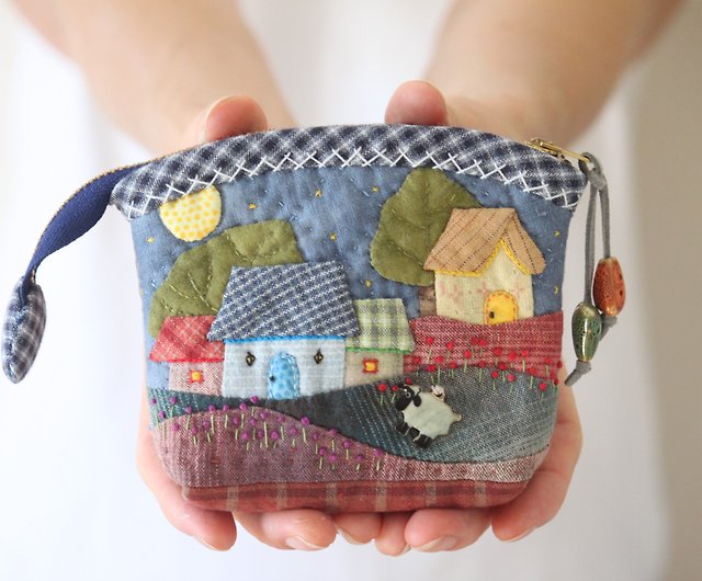 Upcycled Patchwork Linen Boxy Pouch Coin Purse Earphone AirPod