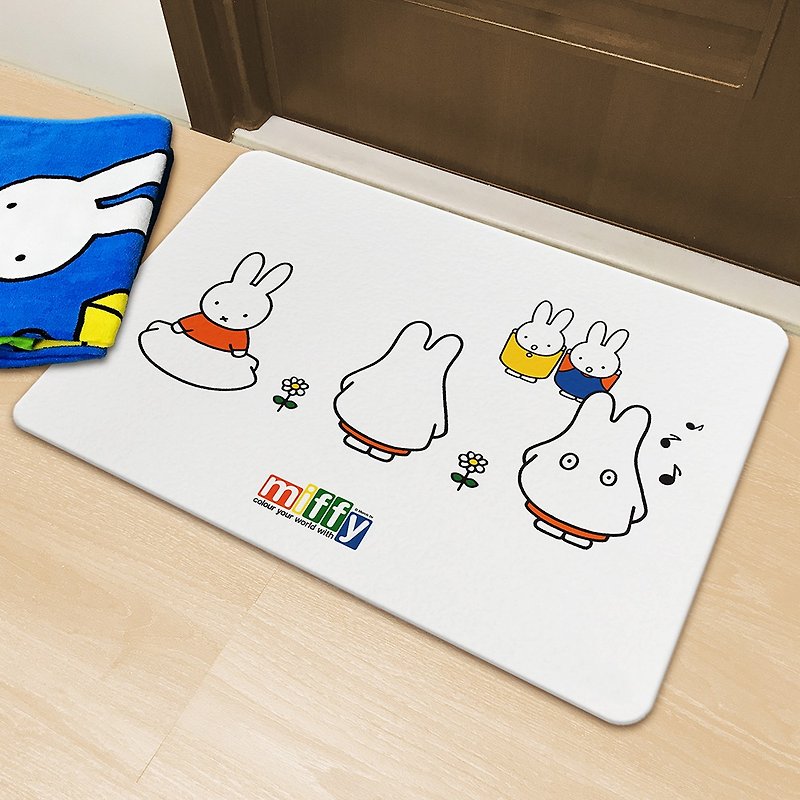 【Christmas Gift】MBM Miffy Rabbit Loves Funny - พรมปูพื้น - วัสดุอื่นๆ 