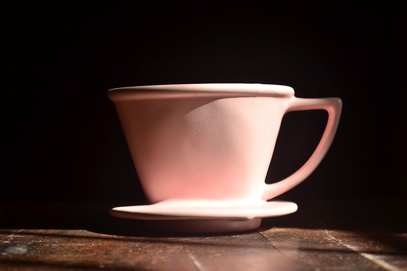 Wakazakura Fan-shaped Kiriko Filter Cup 102 Trapezoid Filter Cup Coffee Filter Cup Graduation Season Gift - Coffee Pots & Accessories - Pottery Pink