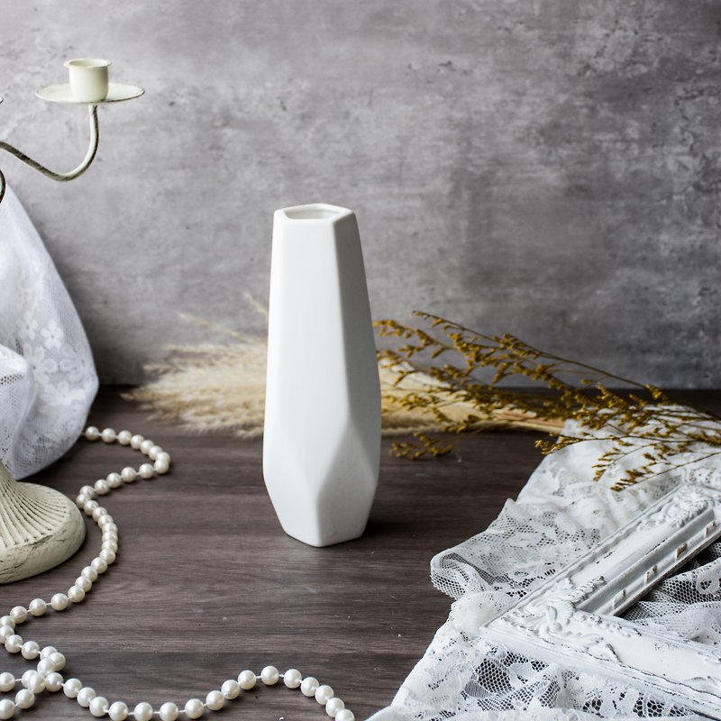 Nordic texture vase│Vase│Modern simplicity│Lan Ruo - Pottery & Ceramics - Pottery White