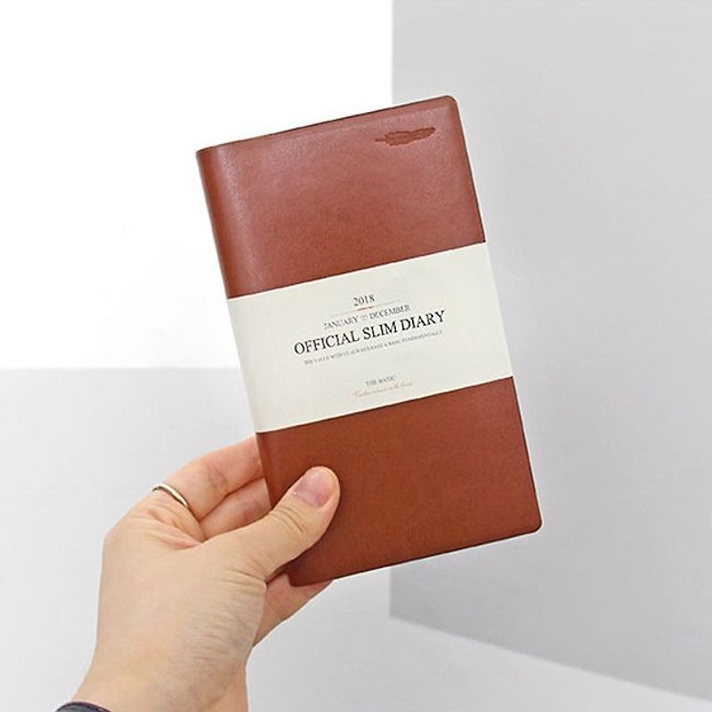 Classic Leather Portable Weekly (No Aging) - Gentleman Brown, IDG74426 - ปฏิทิน - กระดาษ สีนำ้ตาล
