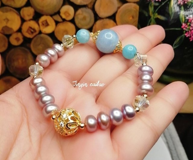 Pearl on sale crystal bracelet