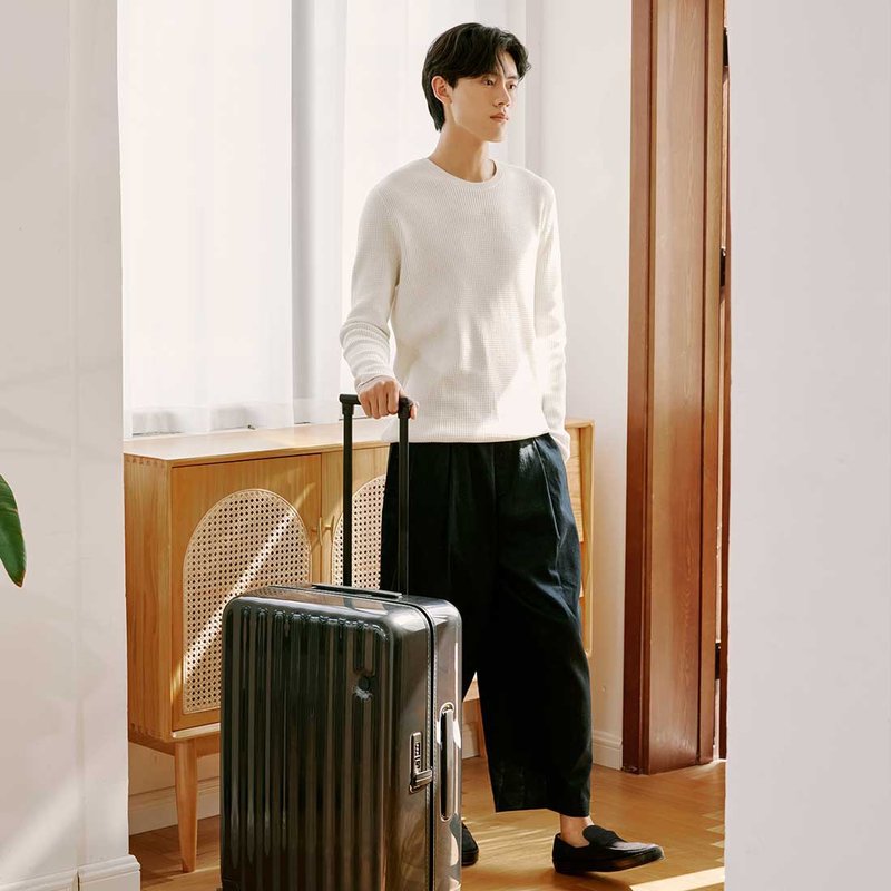 ITO 墨黑 GLASSIC WAVE ITO經典系列行李箱登機箱 - 行李箱/旅行袋 - 其他材質 黑色