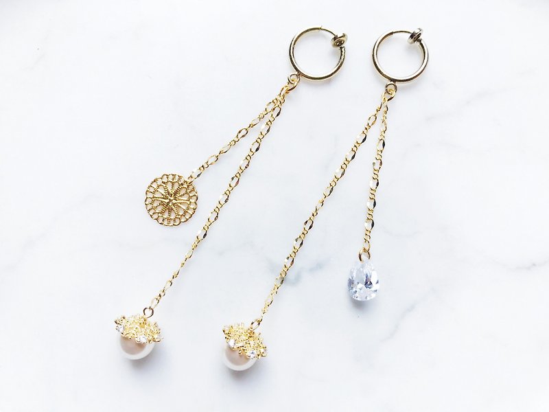 ::Limited Offer:: Transparent Droplets (Clear Zircon) Lace Carved Pearl Earrings - ต่างหู - โลหะ 
