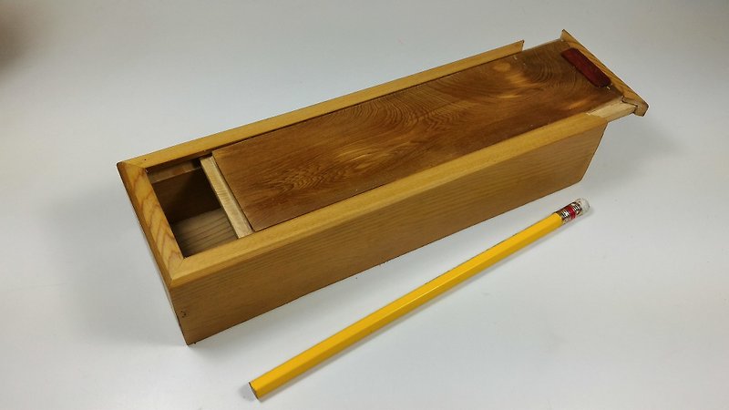 台湾黄色の檜（ヒノキ）のプル鉛筆（B） - 木工/竹細工/ペーパークラフト - 木製 
