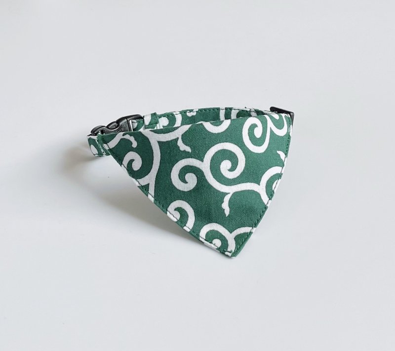 Arabesque pattern x green bandana collar cat collar cat collar - Collars & Leashes - Cotton & Hemp Green