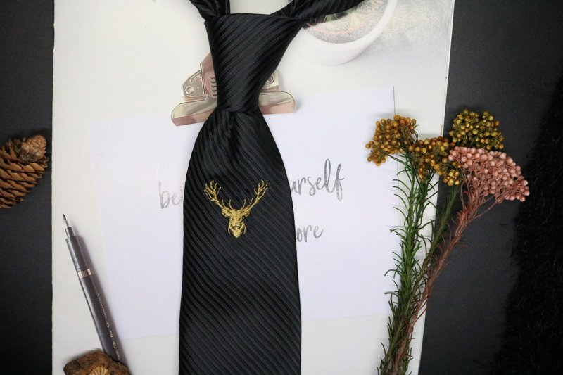 Black silk deer head embroidery classic tie Yapi - Ties & Tie Clips - Silk Black