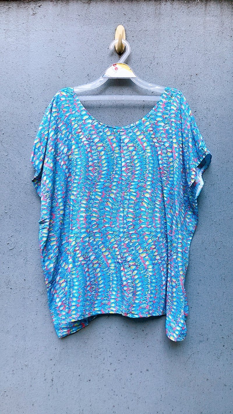 //Nail Removal//Top_Blue Shell Wave Top - Women's Tops - Cotton & Hemp Blue