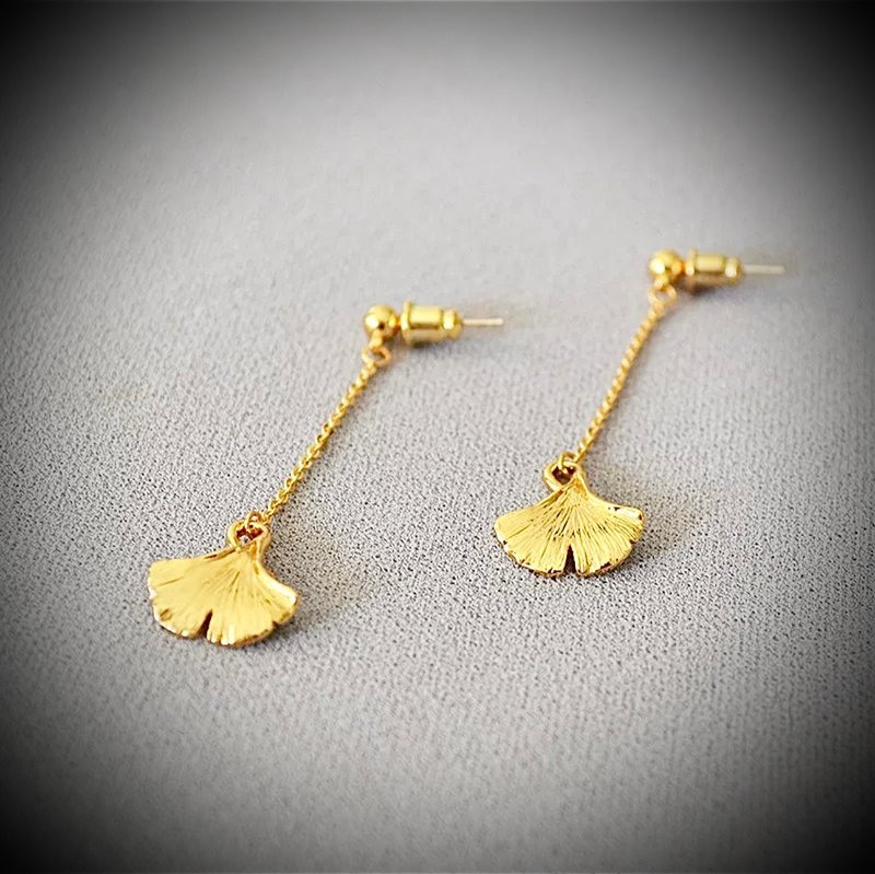 簡約優雅銀杏吊墜清新甜美s925純銀包金耳環耳夾 - 耳環/耳夾/耳骨夾 - 純銀 金色