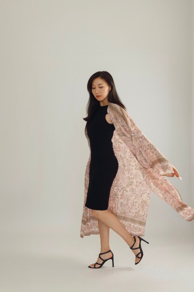 古典氣質女神風 粉紅時尚長罩衫 訂製手工款 國外空運 秋冬百搭 - 女上衣/長袖上衣 - 環保材質 粉紅色