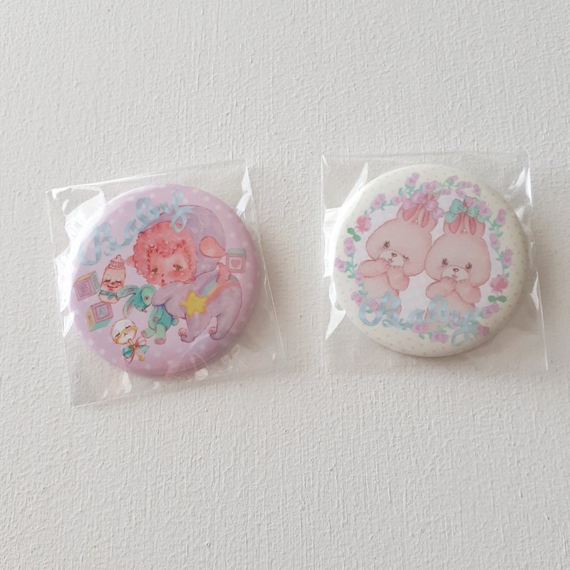 Round can badge (sheep) (rabbit) - Badges & Pins - Other Materials Pink