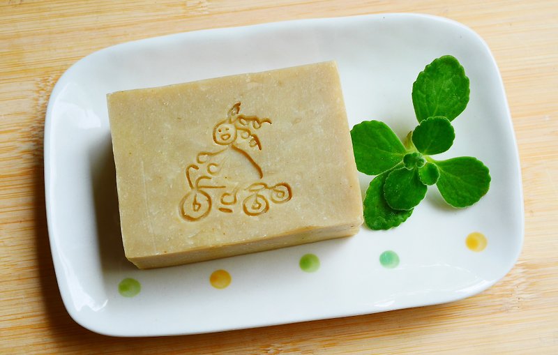 First explosion left a child -handmade soap Herbal soap "soap. Handmade っ se ke san "jian - สบู่ - วัสดุอื่นๆ สีส้ม