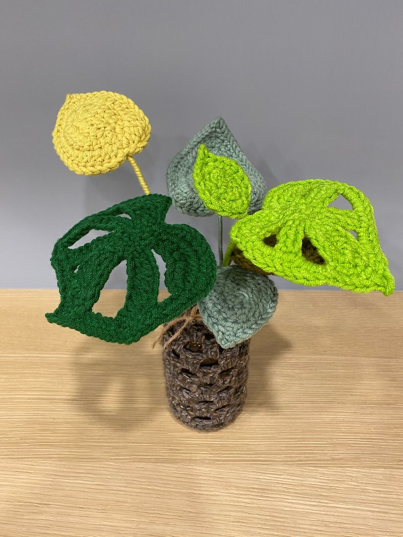 [Customized Zone] Turtle Taro Vase Knitted Handmade/Graduation Season Gift - ตกแต่งต้นไม้ - วัสดุอื่นๆ หลากหลายสี