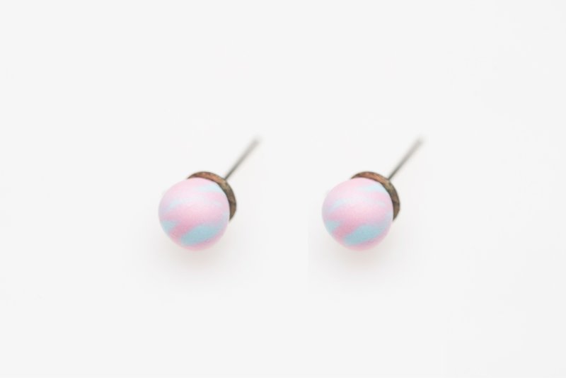 Hand made pink blue earrings - ต่างหู - ดินเหนียว สีแดง