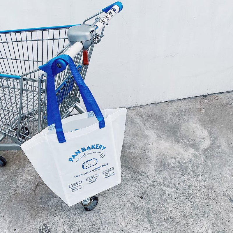 Pan Bakery - Waterproof matte carrier bag - กระเป๋าถือ - วัสดุกันนำ้ ขาว