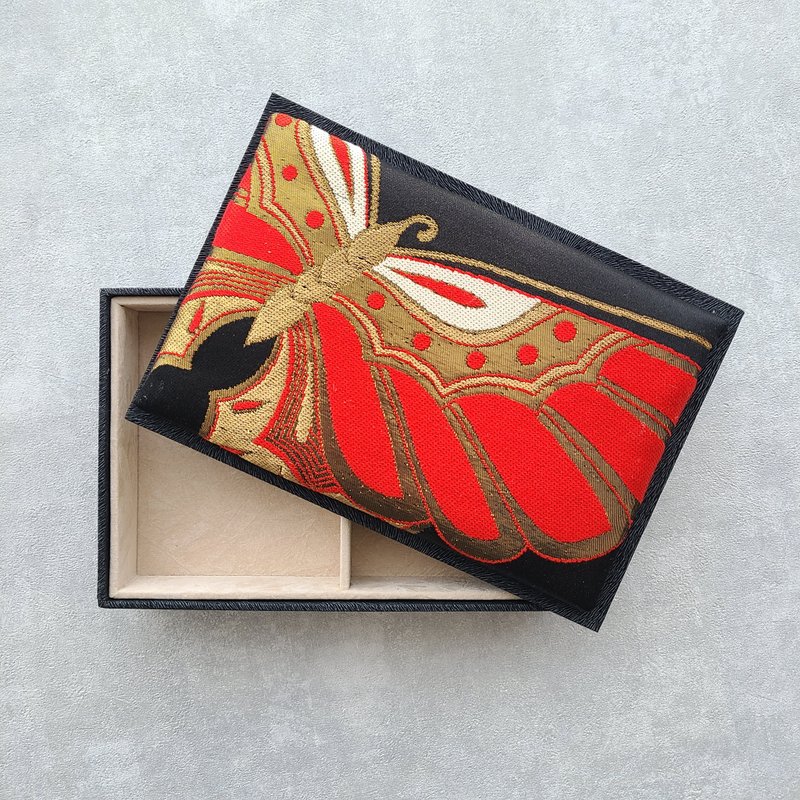 Handmade Box from Kimono Obi Fabric – Butterfly Design for Jewelry or Memorial G - ของวางตกแต่ง - วัสดุอีโค สีดำ