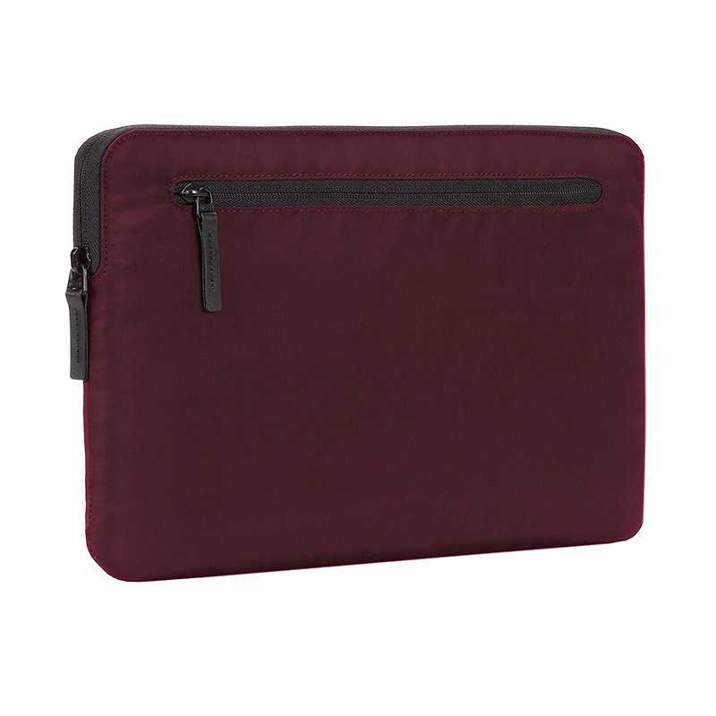 Compact Sleeve in Flight Nylon for MB Pro 13" (USB-C) & Retina - Black - Laptop Bags - Polyester Red