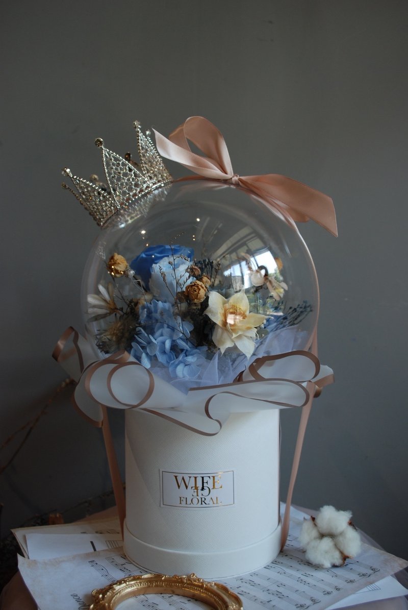 Crown Bobo Ball Hugging Bucket/Birthday Gift/Opening Ceremony/Home Decoration - ช่อดอกไม้แห้ง - พืช/ดอกไม้ สีน้ำเงิน