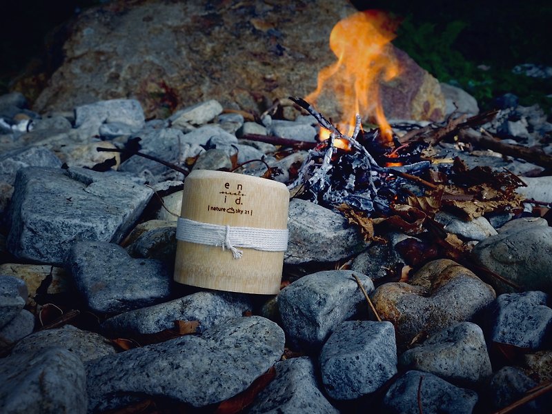 | nature - sky 21:00 | @Bamboo Massage Candles - Fragrances - Essential Oils Khaki